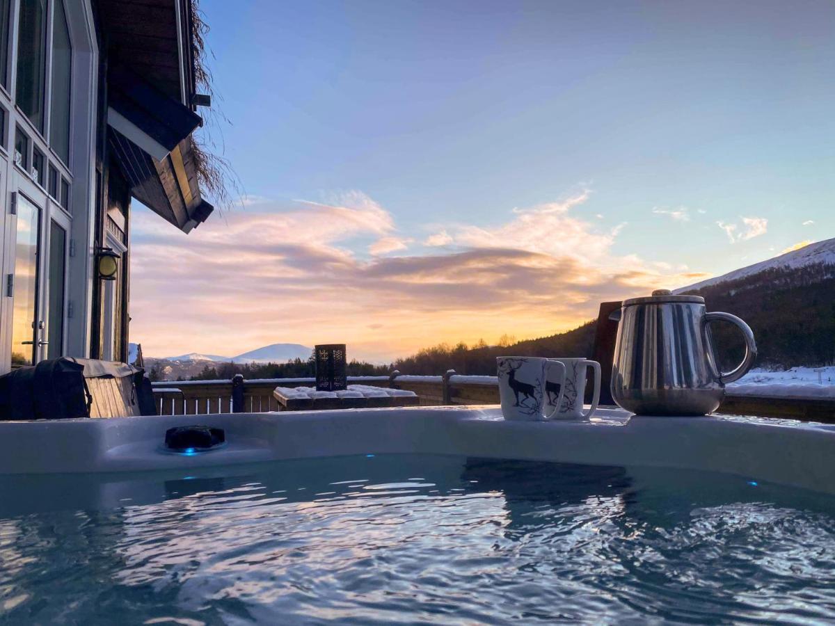 Villa Lemonsjoen-Jotunheimen-Besseggen Stuttgongfossen Exterior foto